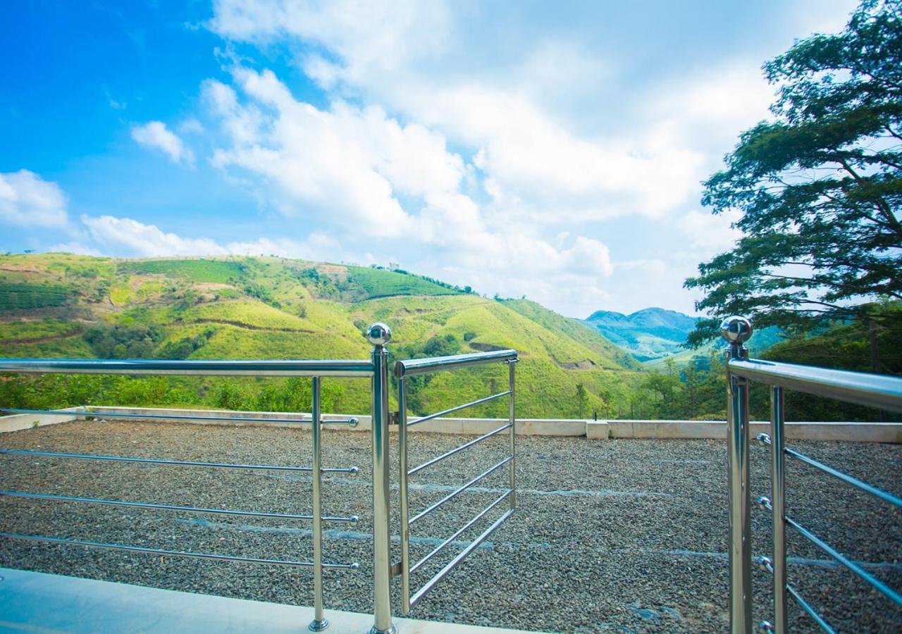 Hidden Valley Hill View Cottage Vagamon By Voye Homes Exterior foto